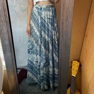 Abercrombie & finch maxi skirt